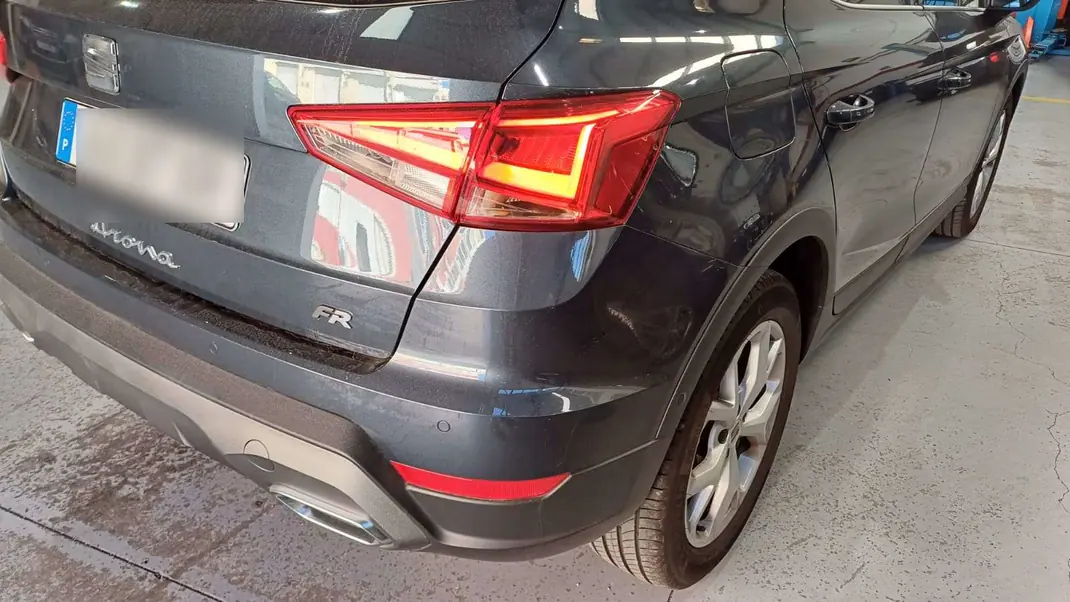 SEAT Arona 2023 - 17990 EUR, 35000 km - AUTO.MOTO.pt - 35000km - foto 2 de 10