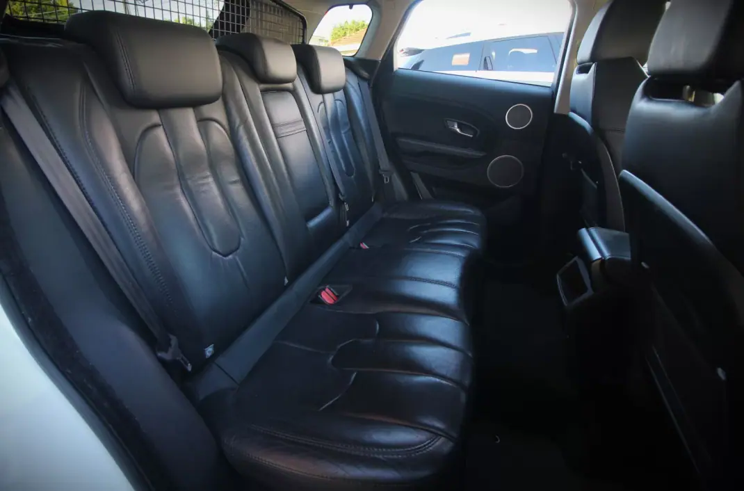 Land Rover Range Rover Evoque 2013 - 18990 EUR, 209500 km - AUTO.MOTO.pt - 209500km - foto 32 de 50
