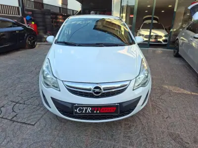 Opel Corsa 2012 — foto 2 de 19