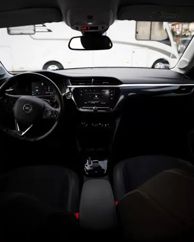 Opel Corsa-e 2022 - 17900 EUR, 69457 km - AUTO.MOTO.pt - 69457km - foto 28 de 32