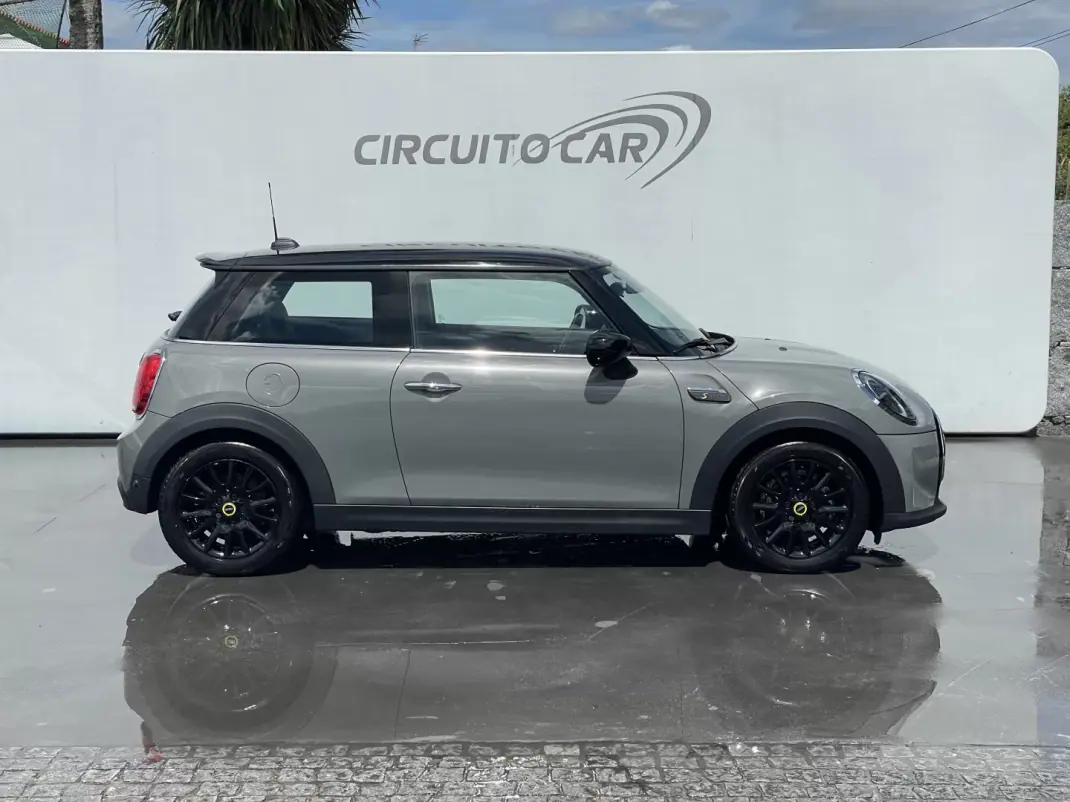 MINI Cooper 2021 - 18500 EUR, 69551 km - AUTO.MOTO.pt - 69551km - foto 5 de 8
