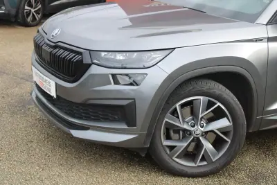 Skoda Kodiaq 2023 - 29990 EUR, 170000 km - AUTO.MOTO.pt - 170000km - foto 3 de 41