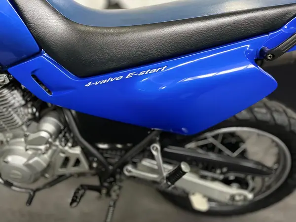 Yamaha Ténéré 700 2004 - 5500 EUR, 16000 km - AUTO.MOTO.pt - 16000km - foto 13 de 14