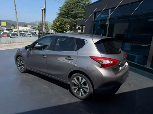 Nissan Pulsar 2015 - 9500 EUR, 218000 km - AUTO.MOTO.pt - 218000km - foto 4 de 7