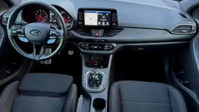 Hyundai i30 N 2019 - 27900 EUR, 126000 km - AUTO.MOTO.pt - 126000km - foto 7 de 21
