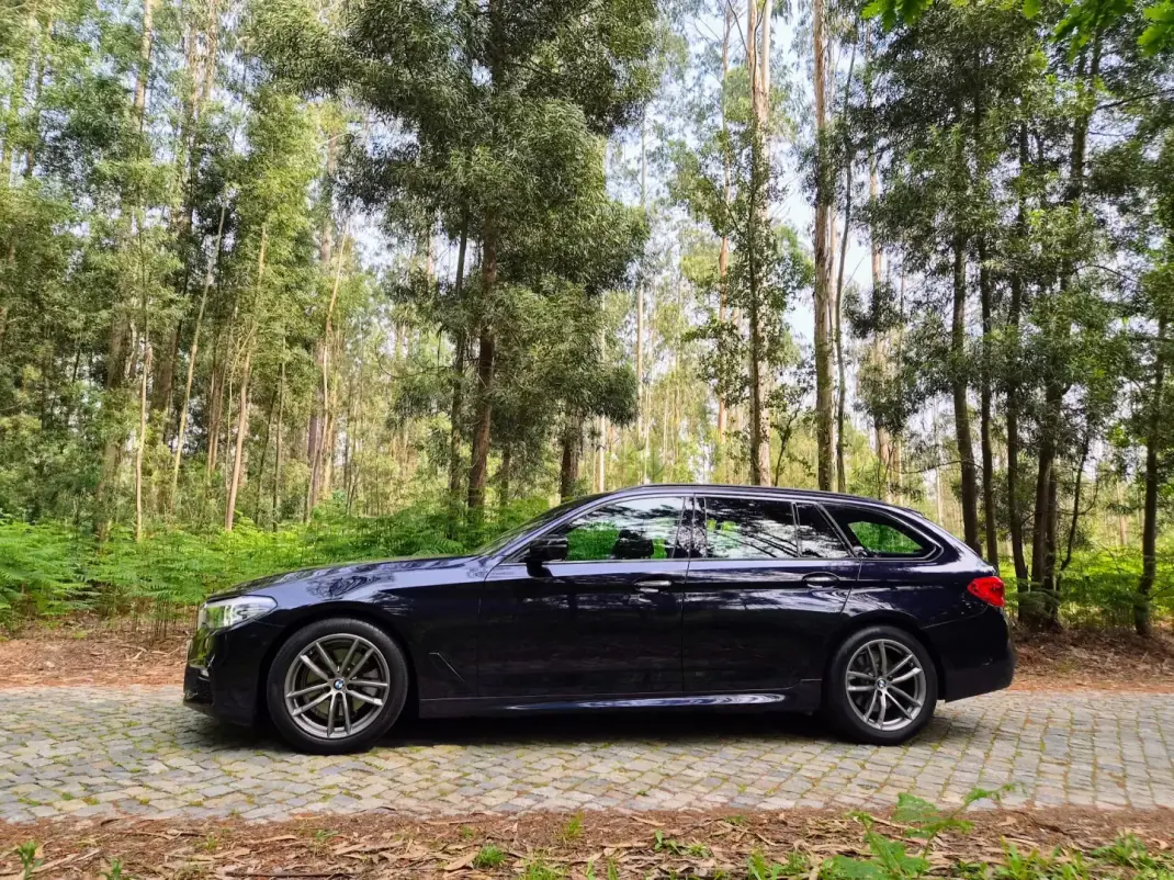BMW 520 2018 - 24750 EUR, 200000 km - AUTO.MOTO.pt - 200000km - foto 10 de 26