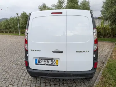 Renault KANGOO 1.5 BLUE DCI 3LUG EDITION ONE 2017 - 10900 EUR, 126000 km - AUTO.MOTO.pt - 126000km - foto 6 de 13