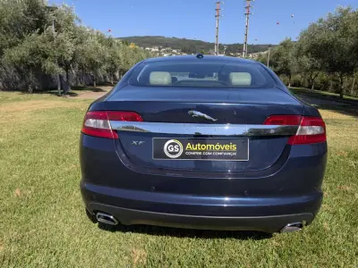 Jaguar XF 2008 - 8990 EUR, 330000 km - 330000km - foto 5 de 17