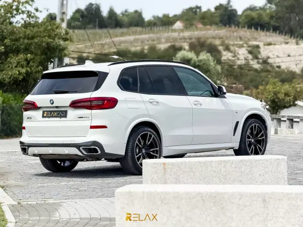 BMW X5 2019 - 48990 EUR, 152000 km - AUTO.MOTO.pt - 152000km - foto 27 de 28