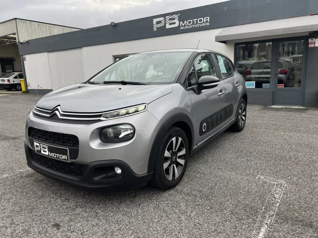 Citroën C3 2019 - 10499 EUR, 239875 km - AUTO.MOTO.pt - 239875km - foto 1 de 14