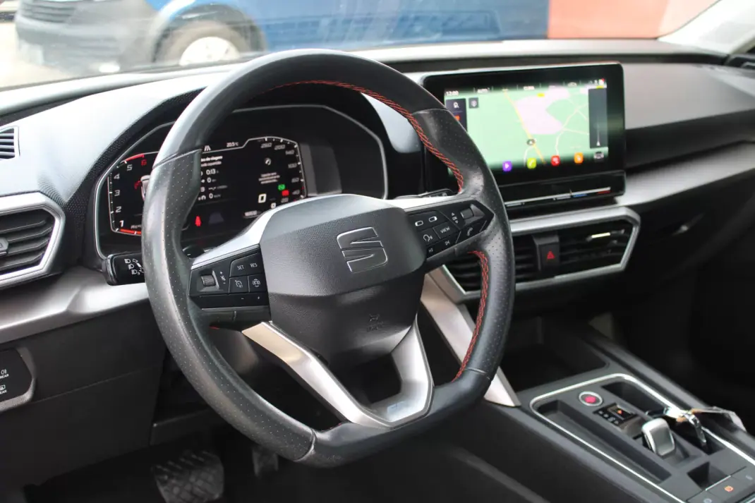 SEAT Leon ST 2022 - 19990 EUR, 183500 km - AUTO.MOTO.pt - 183500km - foto 19 de 29