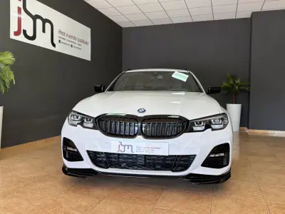BMW 330e 2022 - 30500 EUR, 164747 km - foto 2 de 21