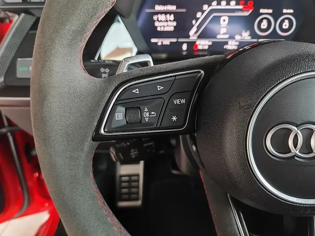 Audi RS3 Sportback 2024 - 69500 EUR, 41900 km - AUTO.MOTO.pt - 41900km - foto 31 de 48