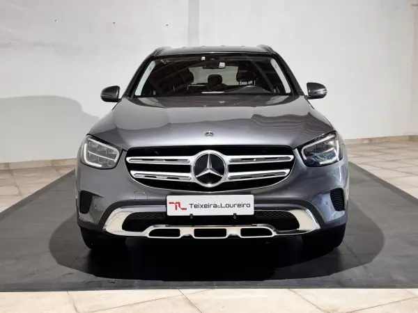Mercedes-Benz GLC 300 2021 - 35900 EUR, 157354 km - AUTO.MOTO.pt - 157354km - foto 2 de 22