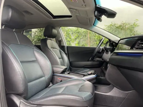 Kia e-Niro 2021 - 33500 EUR, 69000 km - AUTO.MOTO.pt - 69000km - foto 22 de 51