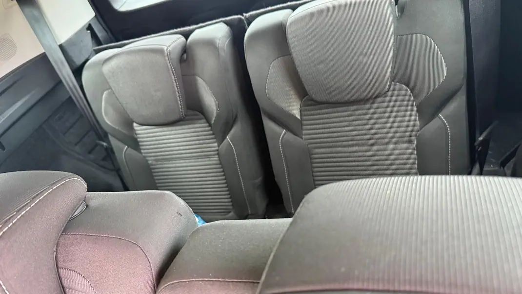 Renault Grand Scénic 2018 - 8999 EUR, 255 km - AUTO.MOTO.pt - 255km - foto 7 de 10