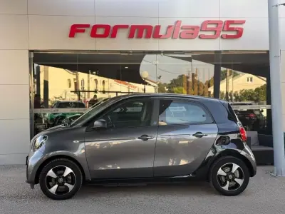 Smart ForFour 2020 - 12990 EUR, 37813 km - AUTO.MOTO.pt - 37813km - foto 3 de 17