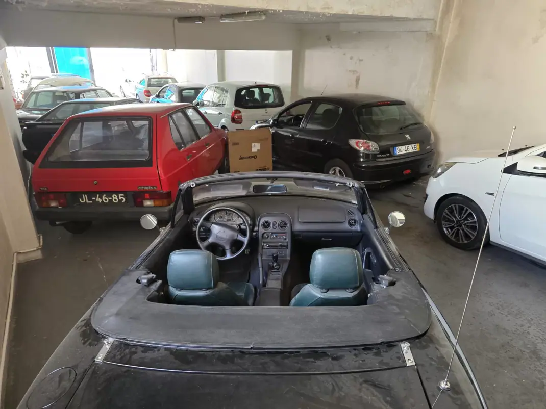 Mazda MX-5 1997 - 12500 EUR, 222000 km - 222000km - foto 10 de 11