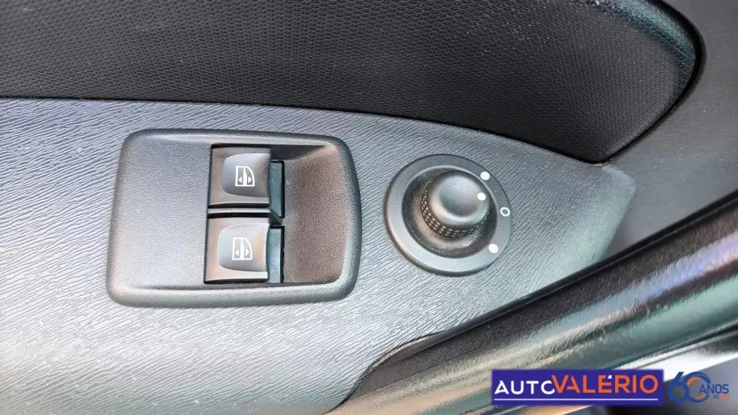 Renault Kangoo 2020 - 12950 EUR, 23421 km - 23421km - foto 14 de 25
