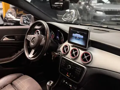 Mercedes-Benz CLA 180 2016 - 16990 EUR, 163300 km - AUTO.MOTO.pt - 163300km - foto 28 de 28