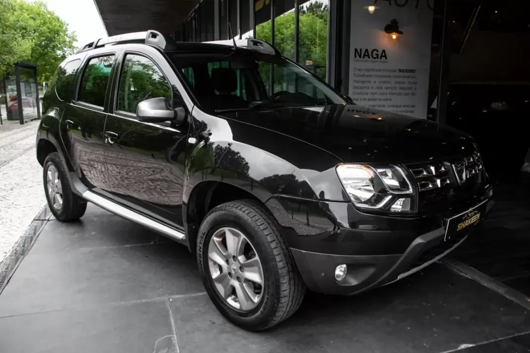 Dacia Duster 2014 - 10490 EUR, 134765 km - AUTO.MOTO.pt - 134765km - foto 6 de 36