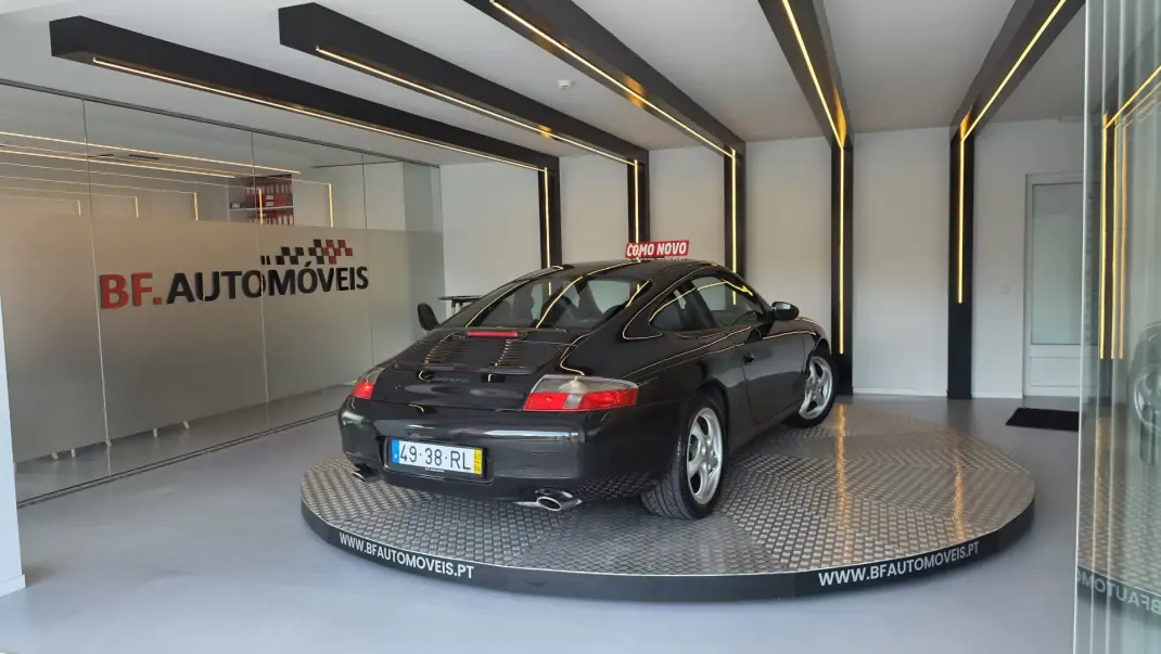 Porsche 911 2001 - 49750 EUR, 96263 km - 96263km - foto 19 de 53