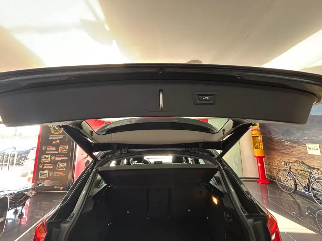 BMW 216 Active Tourer 2019 - 16750 EUR, 141064 km - AUTO.MOTO.pt - 141064km - foto 21 de 24