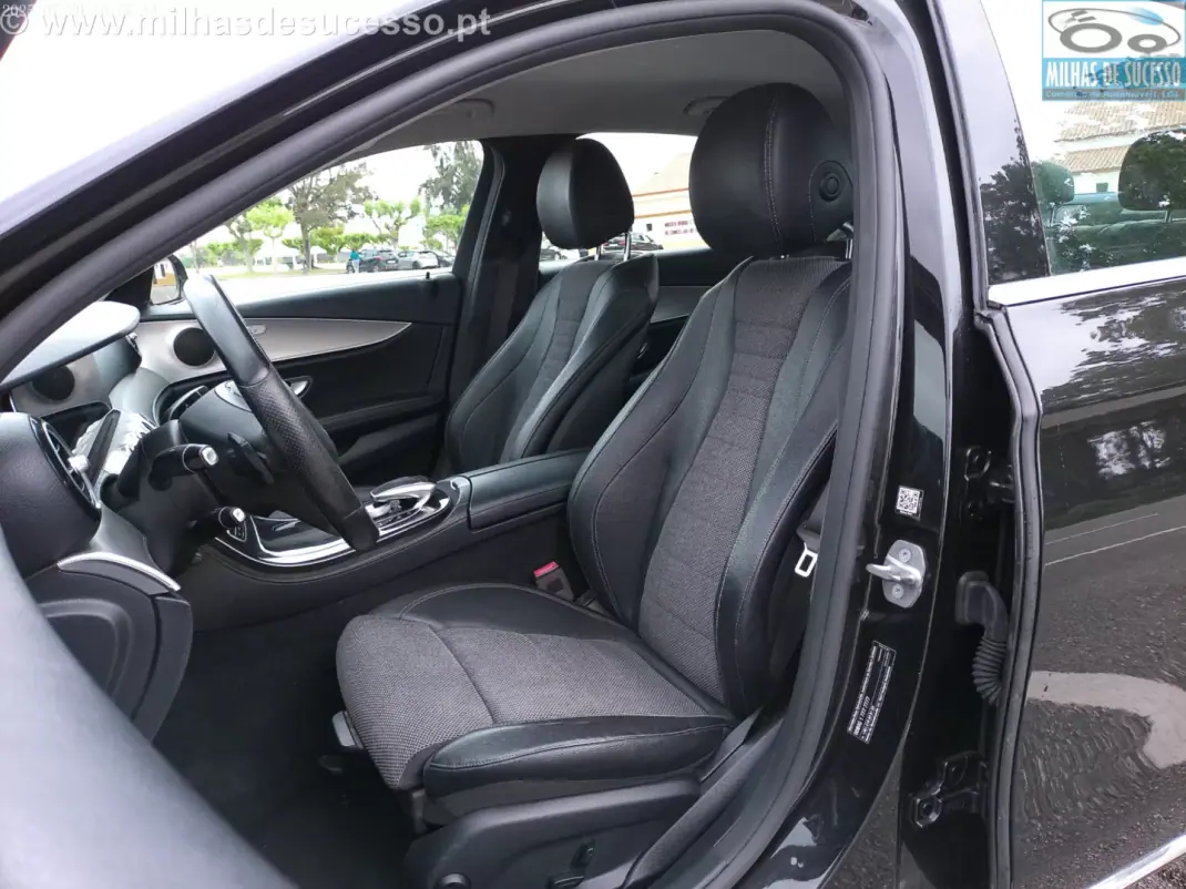 Mercedes-Benz E 220 2017 - 24500 EUR, 181000 km - AUTO.MOTO.pt - 181000km - foto 4 de 20