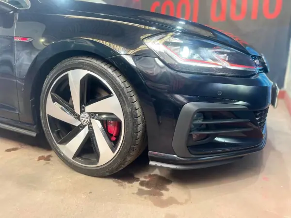 Volkswagen Golf 2019 - 30500 EUR, 106000 km - AUTO.MOTO.pt - 106000km - foto 22 de 47