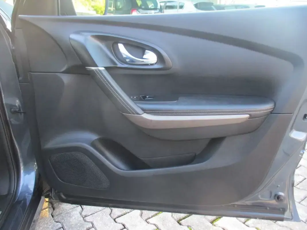 Renault Kadjar 2018 - 14990 EUR, 105000 km - 105000km - foto 19 de 29