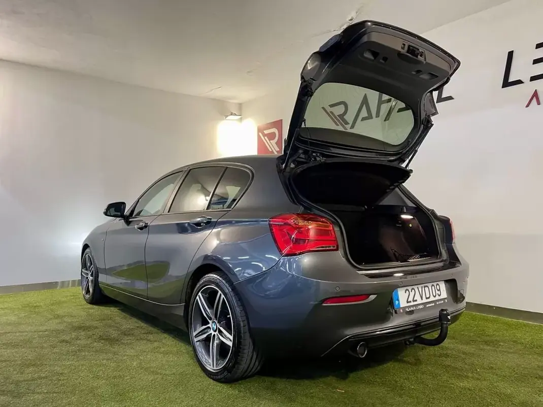 BMW 116 2015 - 12450 EUR, 215000 km - AUTO.MOTO.pt - 215000km - foto 28 de 29