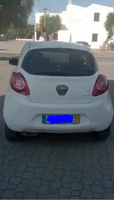 Ford KA 2010 - 3500 EUR, 138256 km - AUTO.MOTO.pt - 138256km - foto 2 de 9