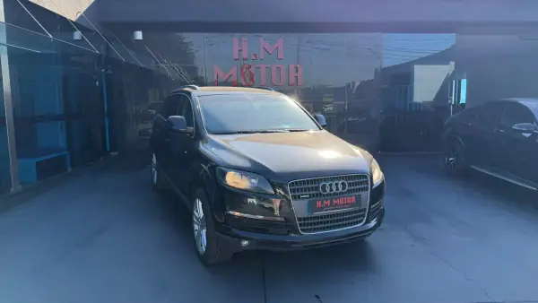 Audi Q7 3.0 V6 TDi quattro S-line Tiptronic 2008 Diesel — 212 000 km Audi Q7 3.0 V6 TDi quattro S-line Tiptronic 2008 Diesel