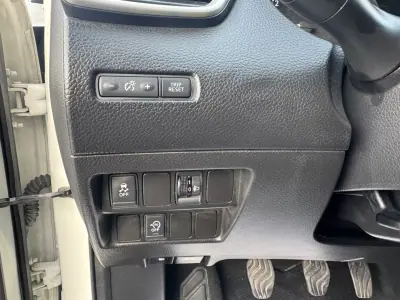 Nissan Qashqai 2015 - 11500 EUR, 258000 km - AUTO.MOTO.pt - 258000km - foto 30 de 36