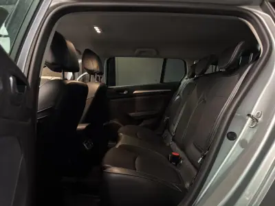 Renault Mégane Sport Tourer 2021 - 14990 EUR, 171050 km - AUTO.MOTO.pt - 171050km - foto 28 de 32