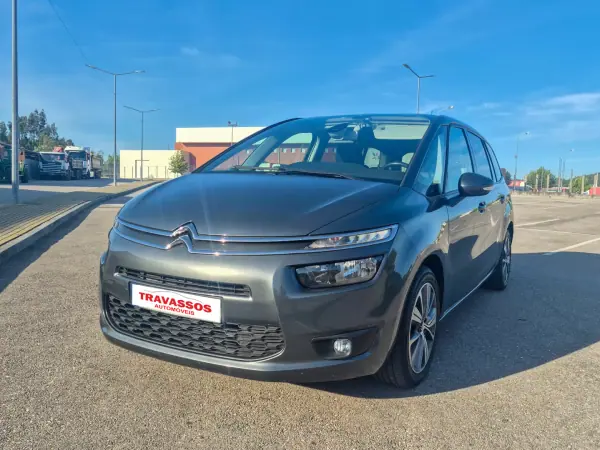 Citroën C4 Picasso 2015 - 10900 EUR, 268750 km - AUTO.MOTO.pt - 268750km - foto 2 de 7