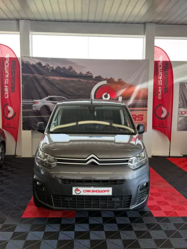 Citroën Berlingo XL BlueHDi 130 PLUS 2021 Diesel — 145 000 km Citroën Berlingo XL BlueHDi 130 PLUS 2021 Diesel