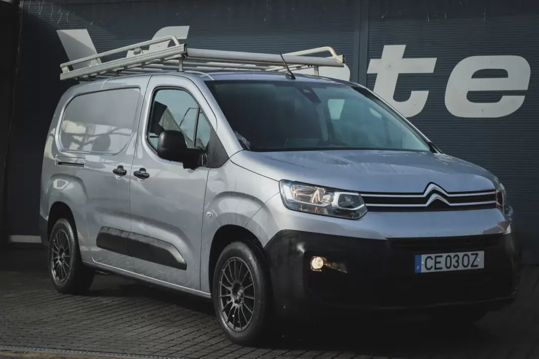 Citroën 2019 - 19880 EUR, 83120 km - AUTO.MOTO.pt - 83120km - foto 25 de 28