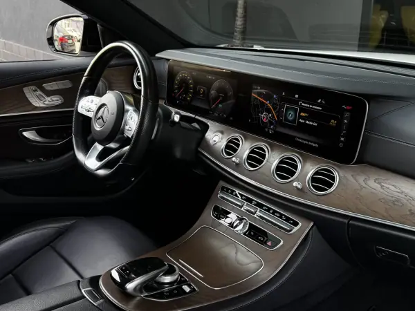Mercedes-Benz E 300 2019 - 33490 EUR, 105000 km - AUTO.MOTO.pt - 105000km - foto 39 de 46