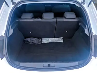 Peugeot 208 2020 - 11900 EUR, 247697 km - AUTO.MOTO.pt - 247697km - foto 11 de 23