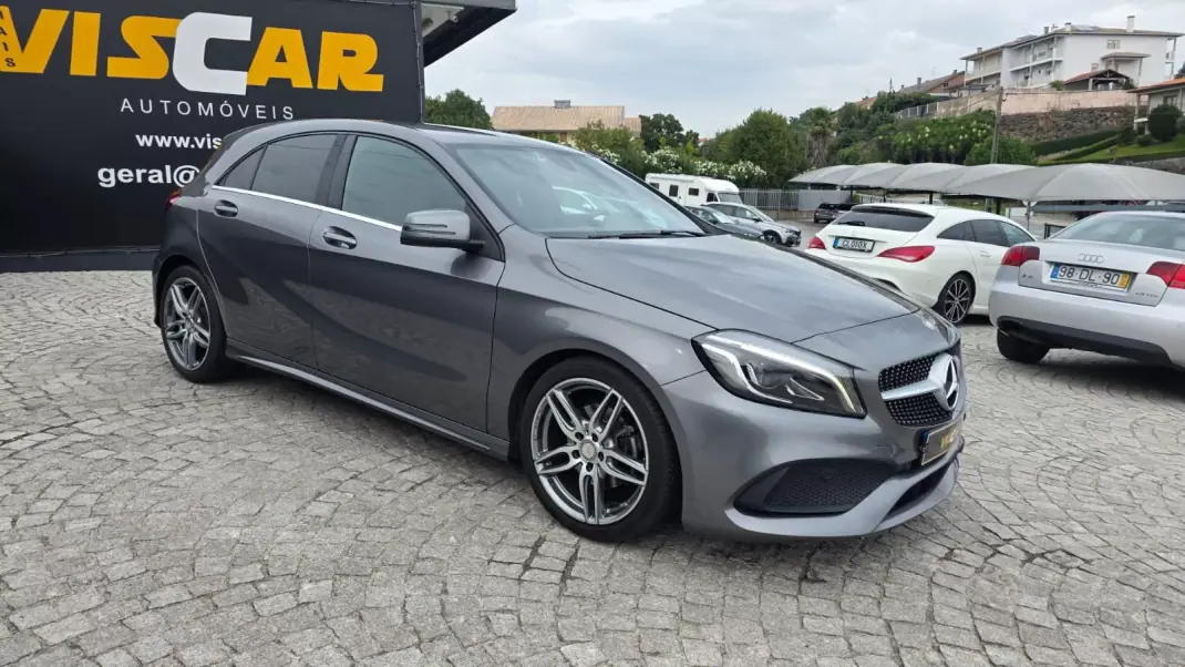 Mercedes-Benz A 200 2015 - 18490 EUR, 99000 km - 99000km - foto 14 de 26