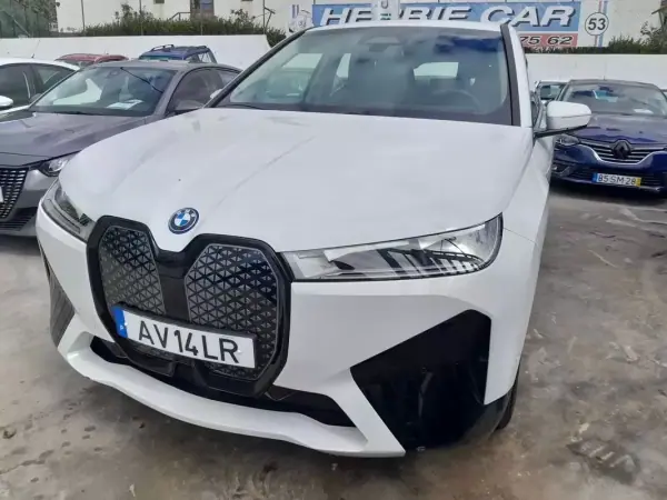 BMW iX 2023 - 85000 EUR, 50000 km - AUTO.MOTO.pt - 50000km - foto 4 de 14