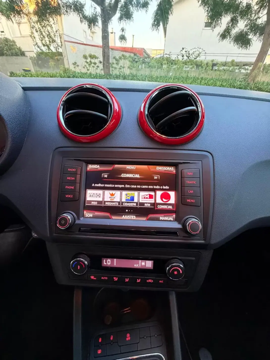 SEAT Ibiza 2016 - 9990 EUR, 124000 km - 124000km - foto 18 de 20