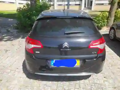 Citroën C4 2013 - 6000 EUR, 251000 km - AUTO.MOTO.pt - 251000km - foto 6 de 13
