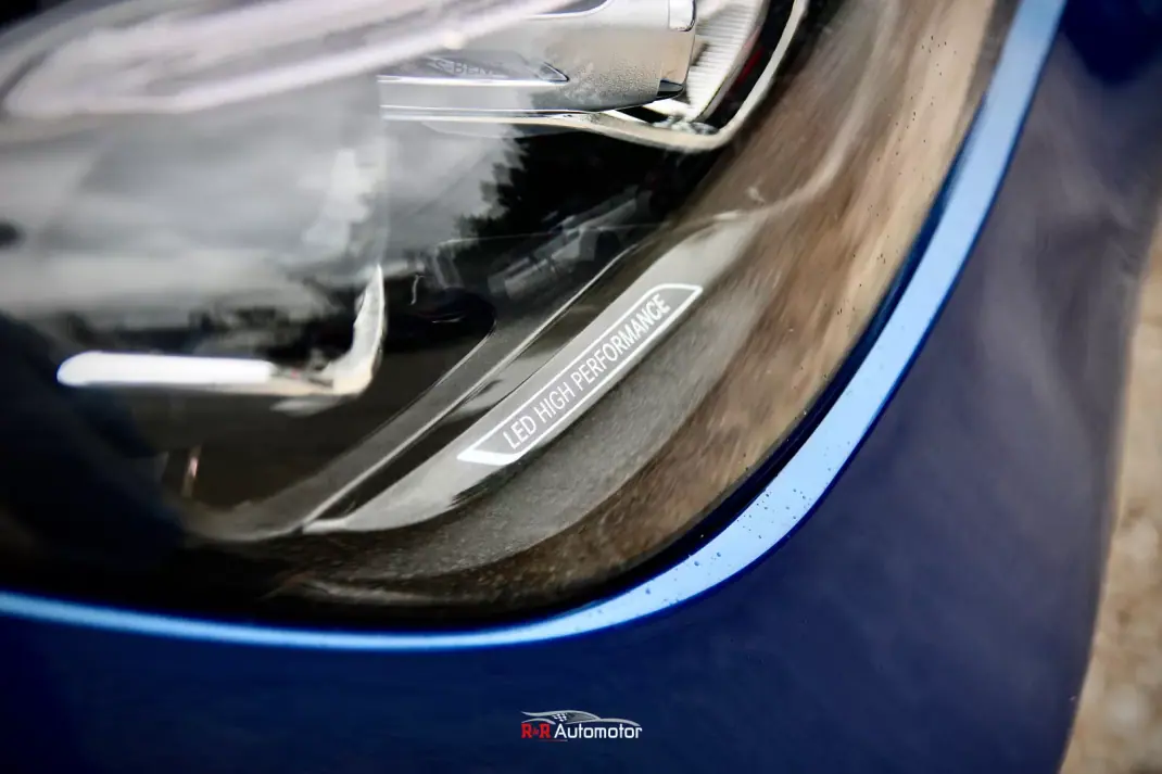 Mercedes-Benz C 300 2022 - 43500 EUR, 65000 km - AUTO.MOTO.pt - 65000km - foto 7 de 47