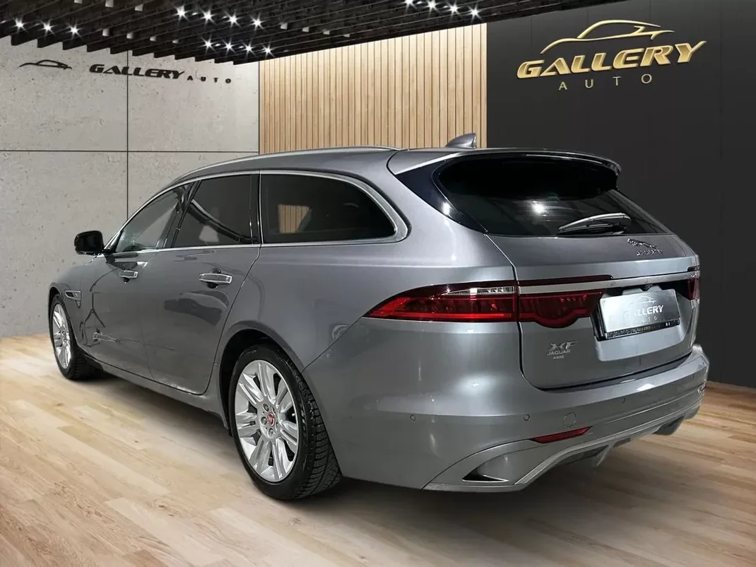 Jaguar XF Sportbrake 2021 - 37990 EUR, 119000 km - AUTO.MOTO.pt - 119000km - foto 4 de 23
