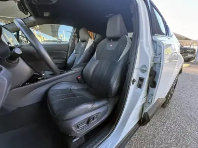 Toyota C-HR 2022 - 30900 EUR, 79989 km - AUTO.MOTO.pt - 79989km - foto 49 de 60