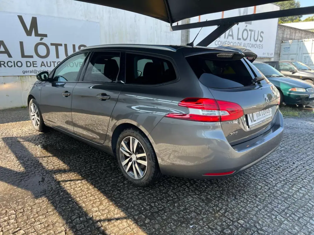 Peugeot 308 SW 2021 - 15500 EUR, 148785 km - AUTO.MOTO.pt - 148785km - foto 5 de 12