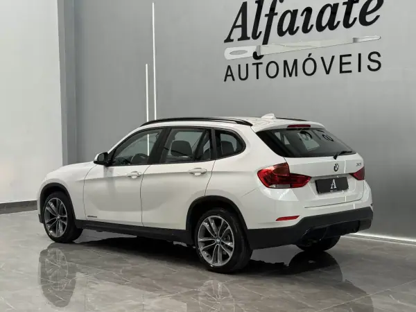 BMW X1 2015 - 16490 EUR, 255000 km - AUTO.MOTO.pt - 255000km - foto 5 de 31