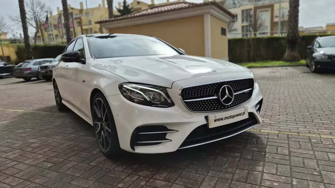 Mercedes-Benz E 53 AMG 2019 - 49980 EUR, 150000 km - AUTO.MOTO.pt - 150000km - foto 5 de 20